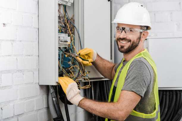 Best Licensed Electrician  in Arden Hills, MN